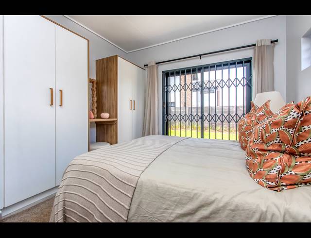 4 BEDROOM CLUSTER FOR SALE IN ALBERTSDAL